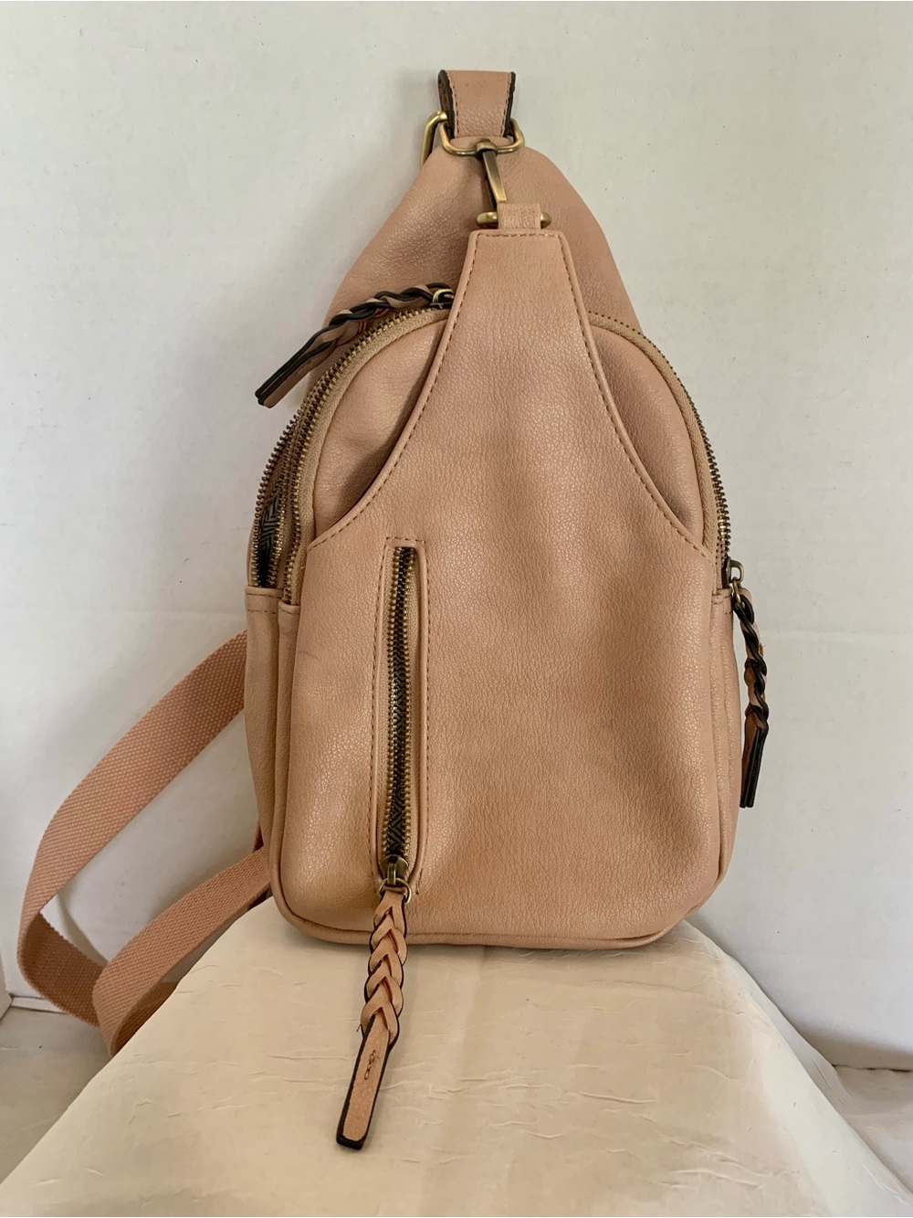Jen & co,Nikki Sling Crossbody Bag, Fanny Pack Chest Purse for Women